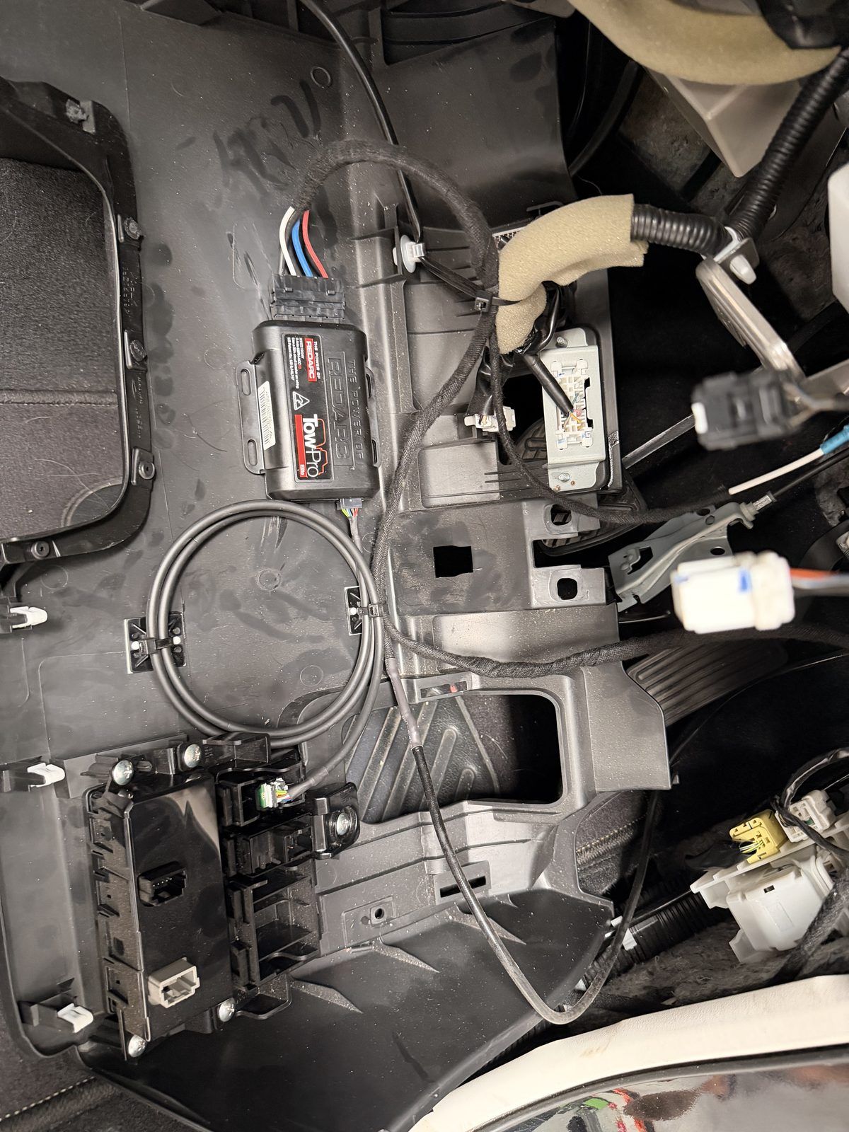 REDARC Tow-Pro brake controller wired in under the dash