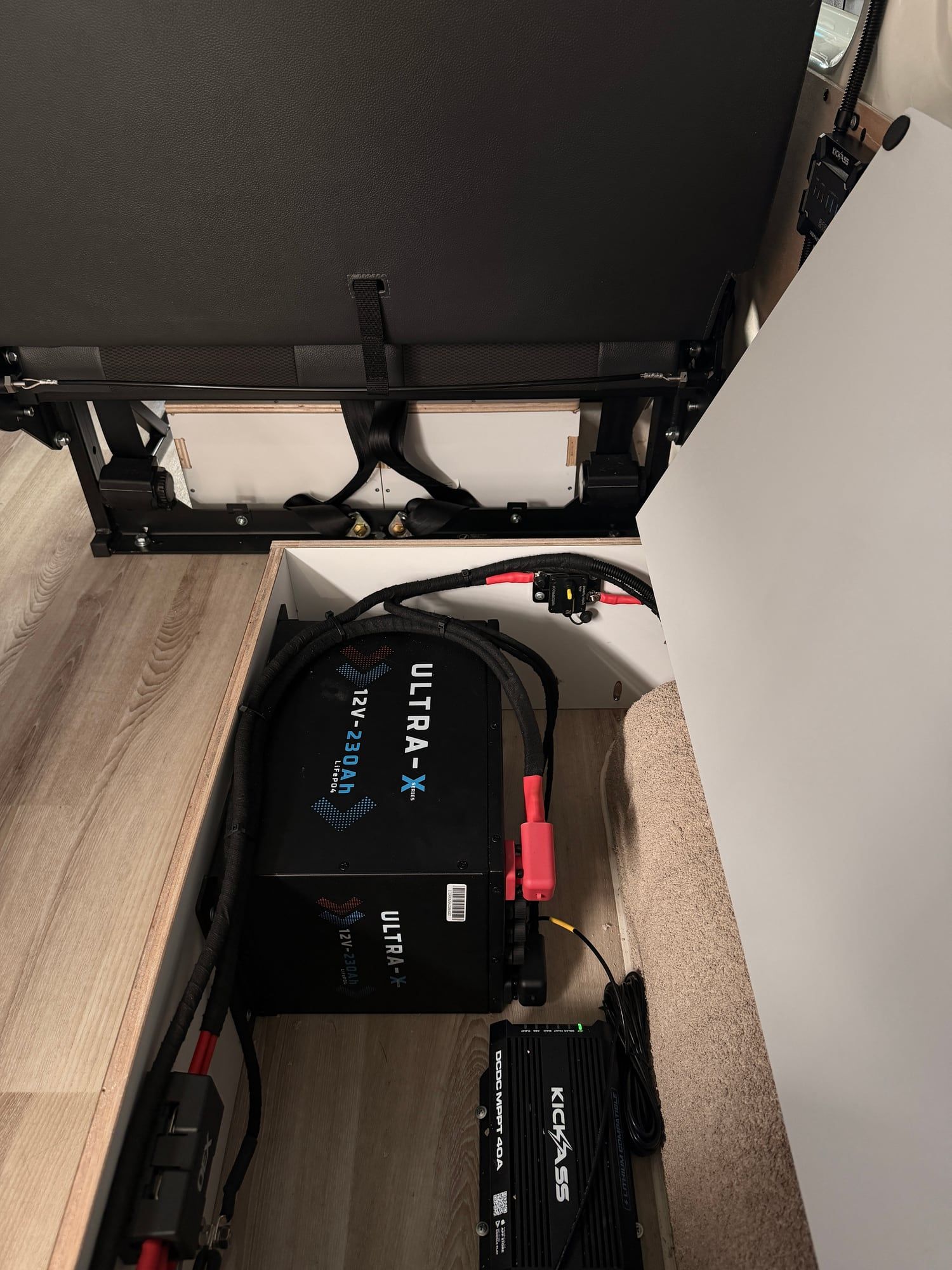 Ultra-X 230Ah lithium battery and KickAss DC-DC MPPT charger installed in a HiAce